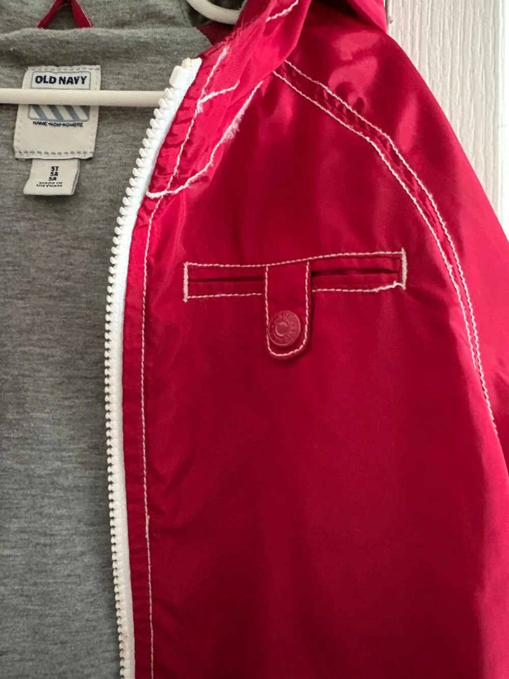 Old Navy lined windbreaker for toddlers, size 5T